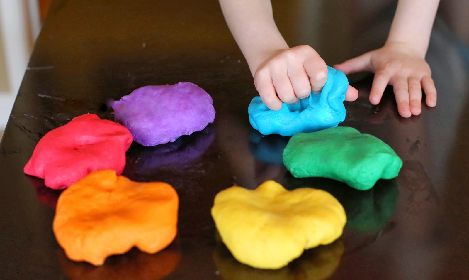Playdoh Power Play: Putting Worries in their Place – Resourceful